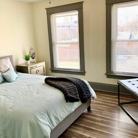 Villa 5Br Niagara Getaway Prime Location-Sleeps 10 Niagara Falls Esterno foto