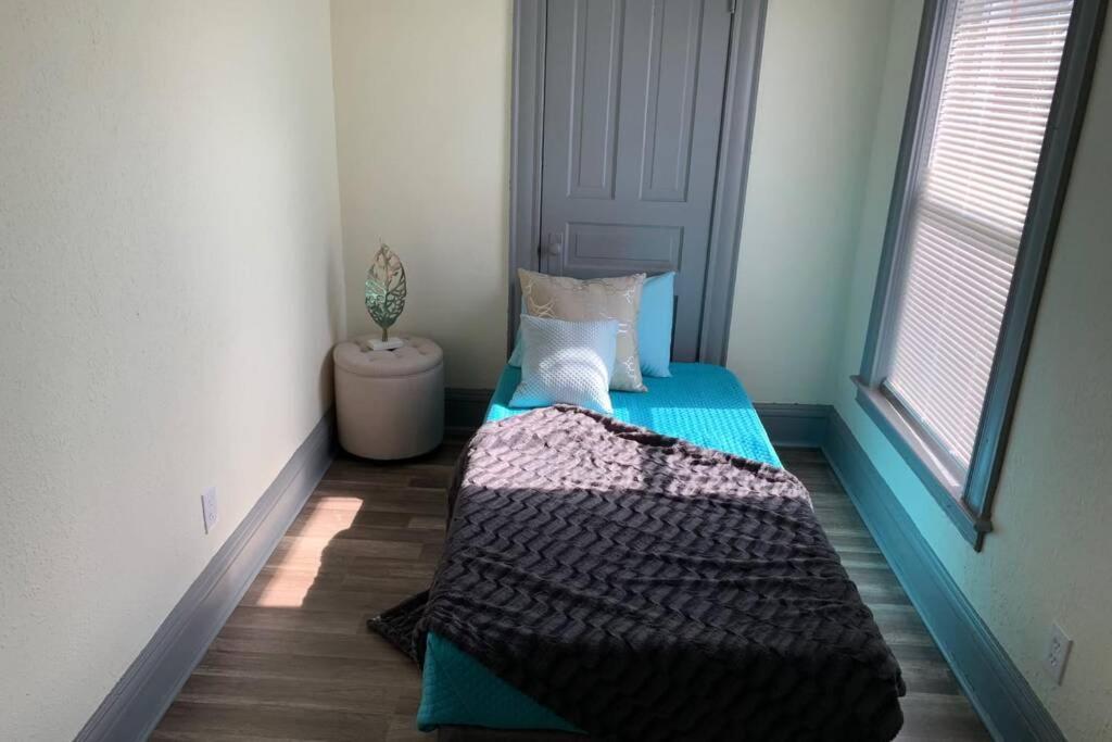 Villa 5Br Niagara Getaway Prime Location-Sleeps 10 Niagara Falls Esterno foto