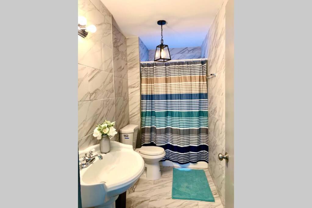 Villa 5Br Niagara Getaway Prime Location-Sleeps 10 Niagara Falls Esterno foto